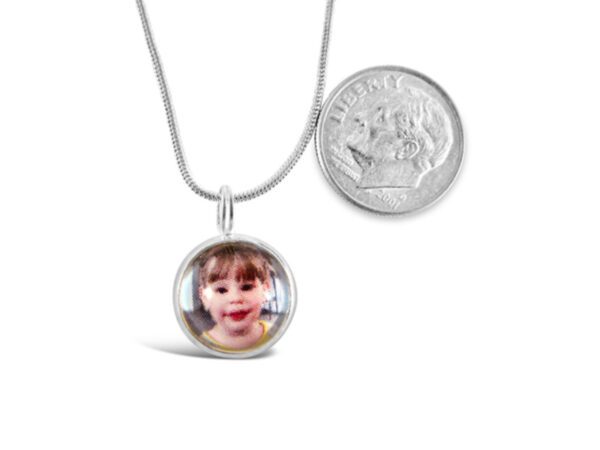 personalized photo pendant